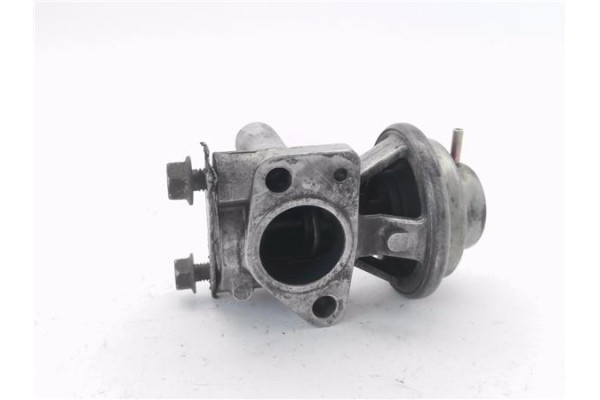 Recambio de egr para mitsubishi galloper (hyundai) 2.5 d referencia OEM IAM K5T554  