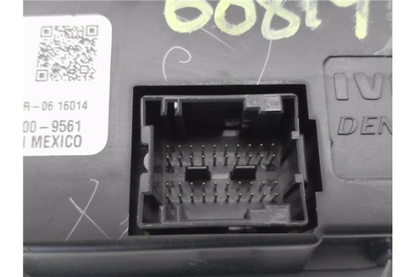 Recambio de mandos calefaccion / a.a. para iveco daily chasis 2.3 referencia OEM IAM 5802806235 SW30193019 