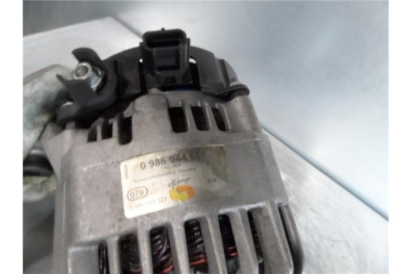 Recambio de alternador para ford focus sedán (dfw) 1.8 turbo di / tddi referencia OEM IAM 1307487 0986044651 