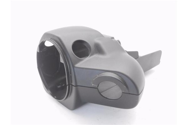 Recambio de embellecedor columna direccion para iveco daily chasis 2.3 referencia OEM IAM 5802308268  