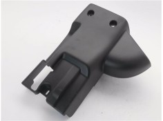 Recambio de embellecedor columna direccion para iveco daily chasis 2.3 referencia OEM IAM 5802308268  