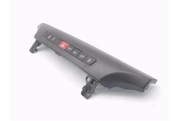 Recambio de interruptor luces emergencia para iveco daily chasis 2.3 referencia OEM IAM 5802839755  