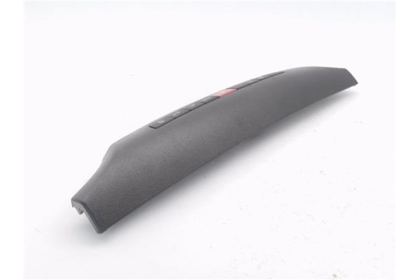 Recambio de interruptor luces emergencia para iveco daily chasis 2.3 referencia OEM IAM 5802839755  