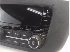 Recambio de autoradio para iveco daily chasis 2.3 referencia OEM IAM 28780942 5803032937 