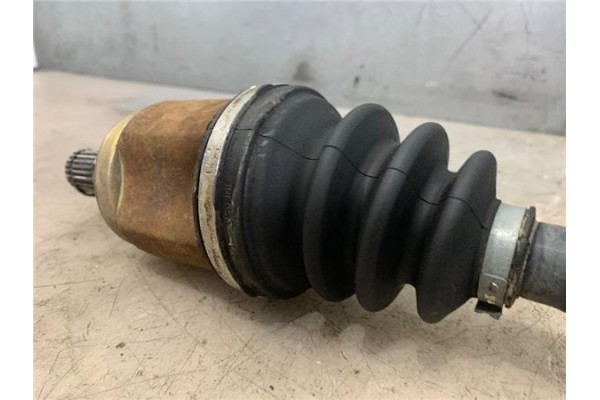 Recambio de palier delantero izquierdo para nissan almera (n16/e) 1.5 referencia OEM IAM 400145M000  