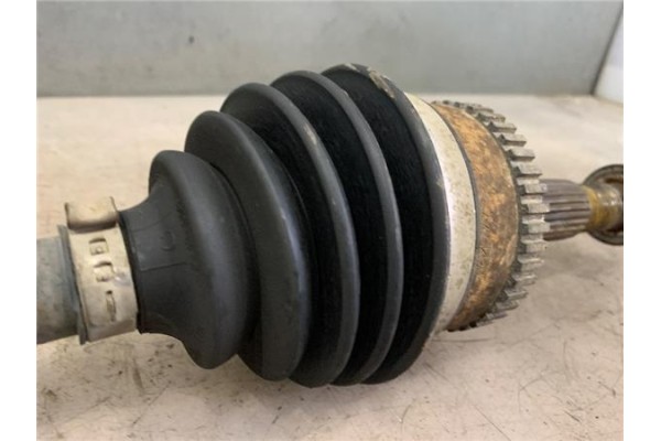 Recambio de palier delantero izquierdo para nissan almera (n16/e) 1.5 referencia OEM IAM 400145M000  