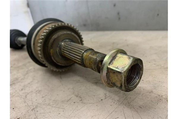 Recambio de palier delantero izquierdo para nissan almera (n16/e) 1.5 referencia OEM IAM 400145M000  