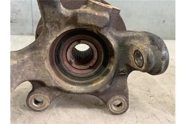 Recambio de mangueta delantero derecha para nissan almera (n16/e) 1.5 referencia OEM IAM 391015M410  