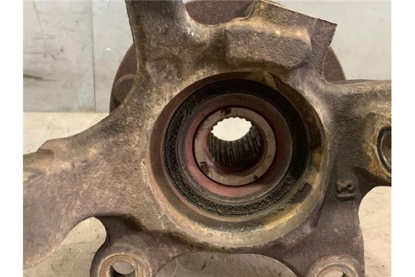 Recambio de mangueta delantero derecha para nissan almera (n16/e) 1.5 referencia OEM IAM 391015M410  