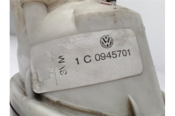 Recambio de piloto antiniebla trasero izquierdo para volkswagen new beetle berlina (9c1/1c1) 1.9 tdi referencia OEM IAM 1C094570
