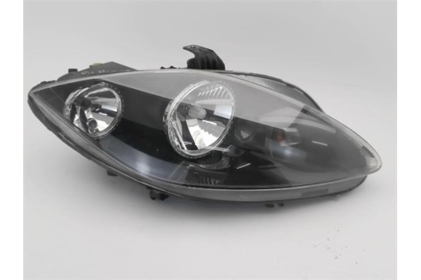 Recambio de faro delantero dcho para seat leon (1p1) 1.6 tdi referencia OEM IAM 5P1941034B  