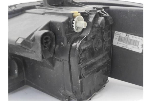 Recambio de faro delantero dcho para seat leon (1p1) 1.6 tdi referencia OEM IAM 5P1941034B  