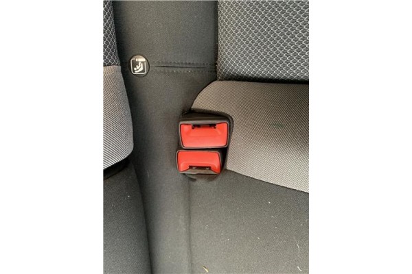 Recambio de anclaje cinturon trasero izquierdo para seat ibiza (kj1) 1.0 style referencia OEM IAM 6F0857739BMNB  