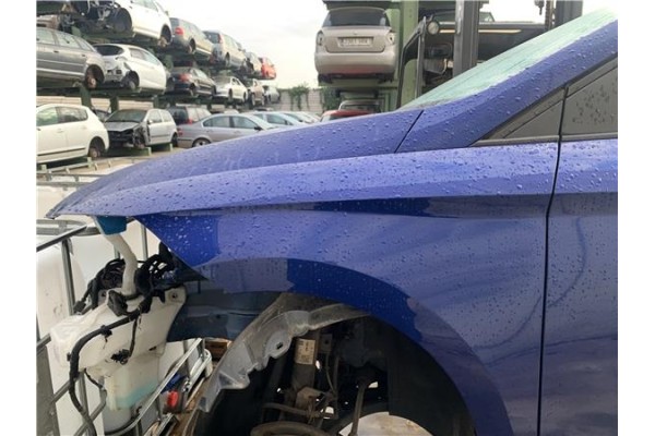 Recambio de aleta delantero izquierda para seat ibiza (kj1) 1.0 style referencia OEM IAM 6F0821105B  