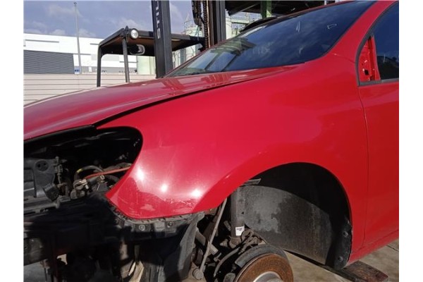 Recambio de aleta delantero izquierda para volkswagen golf vi (5k1) 1.6 advance referencia OEM IAM 5K6821021B  