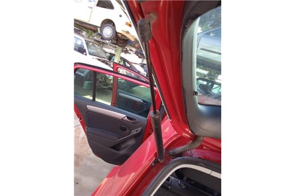 Recambio de amortiguador porton para volkswagen golf vi (5k1) 1.6 advance referencia OEM IAM 5K6827550B  