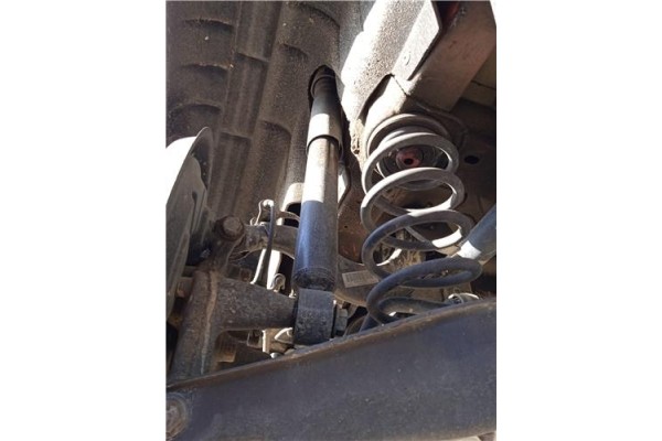 Recambio de amortiguador trasero izquierdo para volkswagen golf vi (5k1) 1.6 advance referencia OEM IAM 1K0513029ME 423135JP 