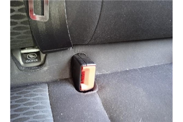 Recambio de anclaje cinturon trasero derecho para volkswagen golf vi (5k1) 1.6 advance referencia OEM IAM 5K0857807BRAA  