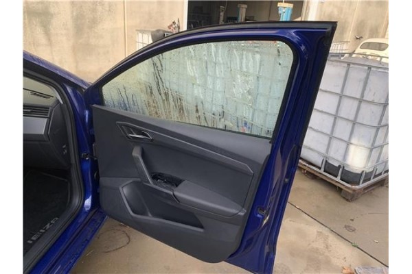 Recambio de puerta delantero derecha para seat ibiza (kj1) 1.0 style referencia OEM IAM 6F0831052B 6F0831052D 