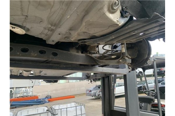 Recambio de puente trasero para seat ibiza (kj1) 1.0 style referencia OEM IAM 2Q0501053CH  