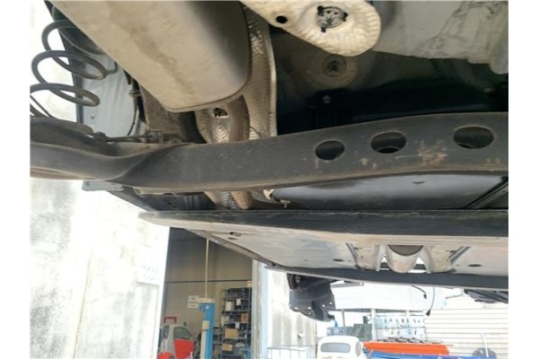 Recambio de puente trasero para seat ibiza (kj1) 1.0 style referencia OEM IAM 2Q0501053CH  