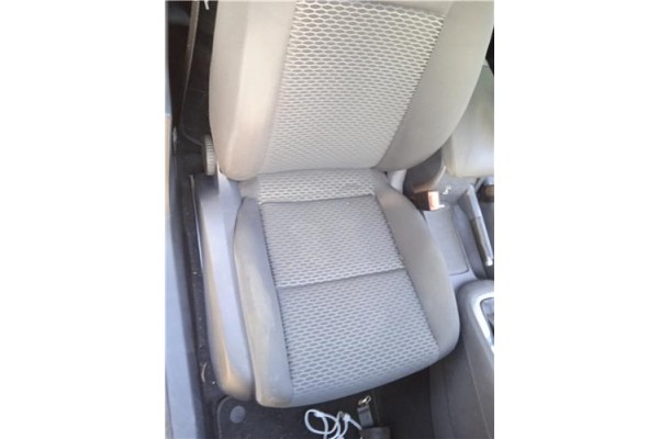 Recambio de asiento delantero derecho para volkswagen golf vi (5k1) 1.6 advance referencia OEM IAM 1K4881105PA  