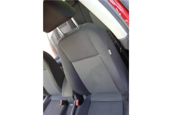 Recambio de asiento delantero izquierdo para volkswagen golf vi (5k1) 1.6 advance referencia OEM IAM 1K4881105PA  