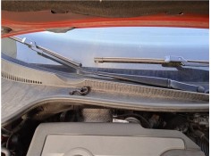 Recambio de brazo limpiaparabrisas delantero derecho para volkswagen golf vi (5k1) 1.6 advance referencia OEM IAM 1Q195541003C  