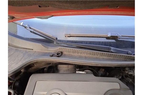 Recambio de brazo limpiaparabrisas delantero derecho para volkswagen golf vi (5k1) 1.6 advance referencia OEM IAM 1Q195541003C  