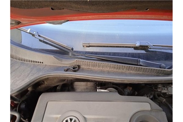 Recambio de brazo limpiaparabrisas delantero derecho para volkswagen golf vi (5k1) 1.6 advance referencia OEM IAM 1Q195541003C  