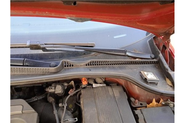 Recambio de brazo limpiaparabrisas delantero izquierdo para volkswagen golf vi (5k1) 1.6 advance referencia OEM IAM 1Q195540903C