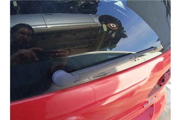 Recambio de brazo limpiaparabrisas trasero para volkswagen golf vi (5k1) 1.6 advance referencia OEM IAM 5K6955707B  