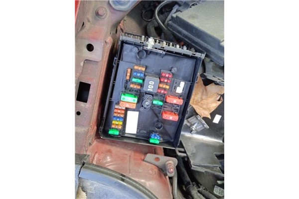 Recambio de caja fusibles/rele para volkswagen golf vi (5k1) 1.6 advance referencia OEM IAM 1K0937125D  