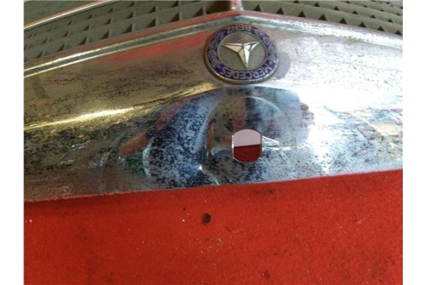 Recambio de rejilla capo para mercedes-benz strich acht (bm 114 / 115) berlina 2.3 230-4 referencia OEM IAM   