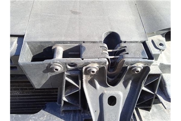 Recambio de cerradura capo para volkswagen golf vi (5k1) 1.6 advance referencia OEM IAM 5K1823509A  