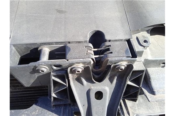 Recambio de cerradura capo para volkswagen golf vi (5k1) 1.6 advance referencia OEM IAM 5K1823509A  