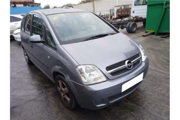 opel meriva del año 2004