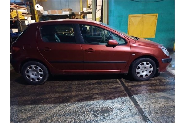 peugeot 307 berlina (s2) del año 2002