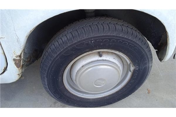 Recambio de juego llantas para seat 600 e referencia OEM IAM   