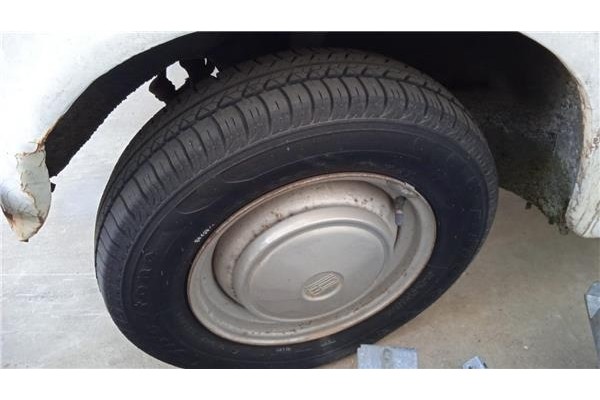 Recambio de juego llantas para seat 600 e referencia OEM IAM   