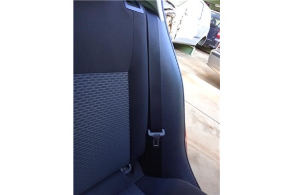 Recambio de cinturon seguridad trasero izquierdo para volkswagen golf vi (5k1) 1.6 advance referencia OEM IAM 1K6857805AARAA  