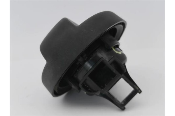 Recambio de tapon combustible para citroen c3 1.6 16v hdi referencia OEM IAM   