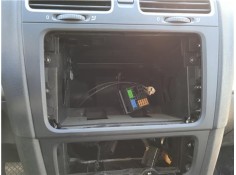 Recambio de consola para volkswagen golf vi (5k1) 1.6 advance referencia OEM IAM 5K0858061F1QB 5K0858069P1QB 