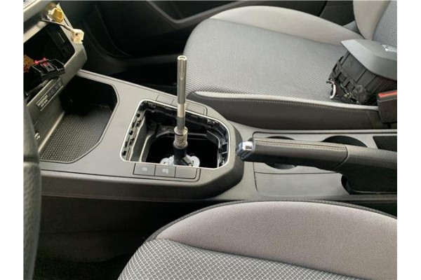 Recambio de consola para seat ibiza (kj1) 1.0 style referencia OEM IAM   