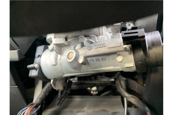 Recambio de clausor para seat ibiza (kj1) 1.0 style referencia OEM IAM 1K0905851B  