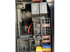 Recambio de caja fusibles/rele para seat ibiza (kj1) 1.0 style referencia OEM IAM 2Q0937615A  