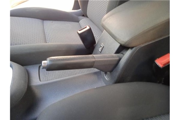 Recambio de consola para volkswagen golf vi (5k1) 1.6 advance referencia OEM IAM 5K0863243C82V  