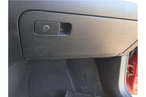 Recambio de guantera salpicadero para volkswagen golf vi (5k1) 1.6 advance referencia OEM IAM 1K1857101M82V 1K1857114AB82V 