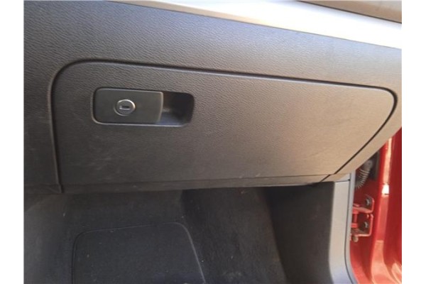 Recambio de guantera salpicadero para volkswagen golf vi (5k1) 1.6 advance referencia OEM IAM 1K1857101M82V 1K1857114AB82V 