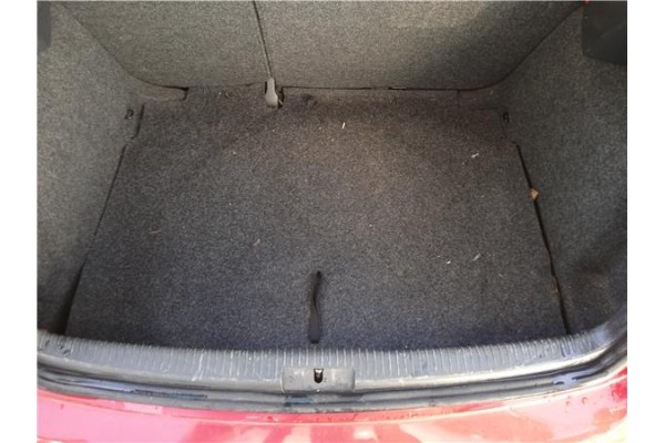 Recambio de guarnecido piso maletero para volkswagen golf vi (5k1) 1.6 advance referencia OEM IAM 5K6863463  